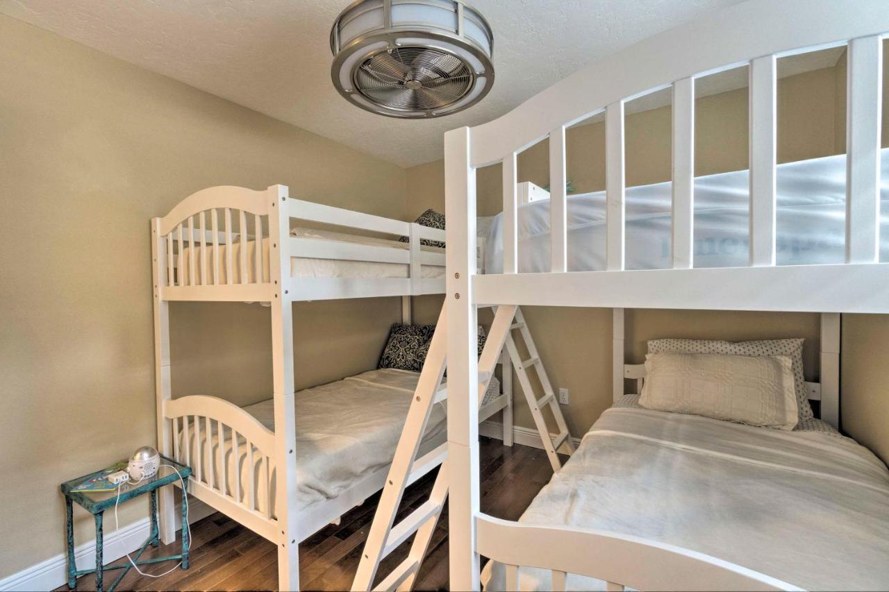 Bright Sarasota Bungalow - 5 Mi To Siesta Beach! Εξωτερικό φωτογραφία